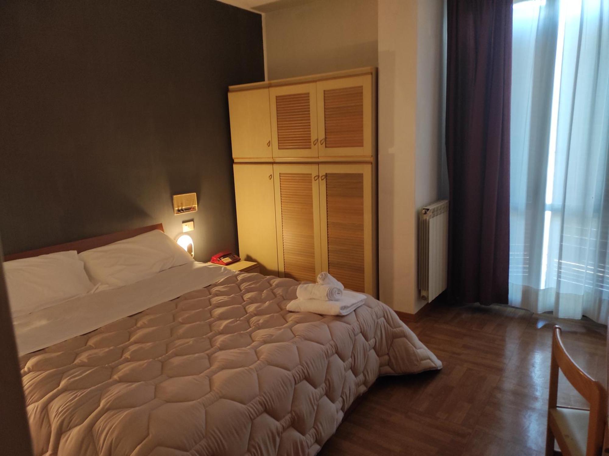 Hotel Centrale Κιούζι Δωμάτιο φωτογραφία