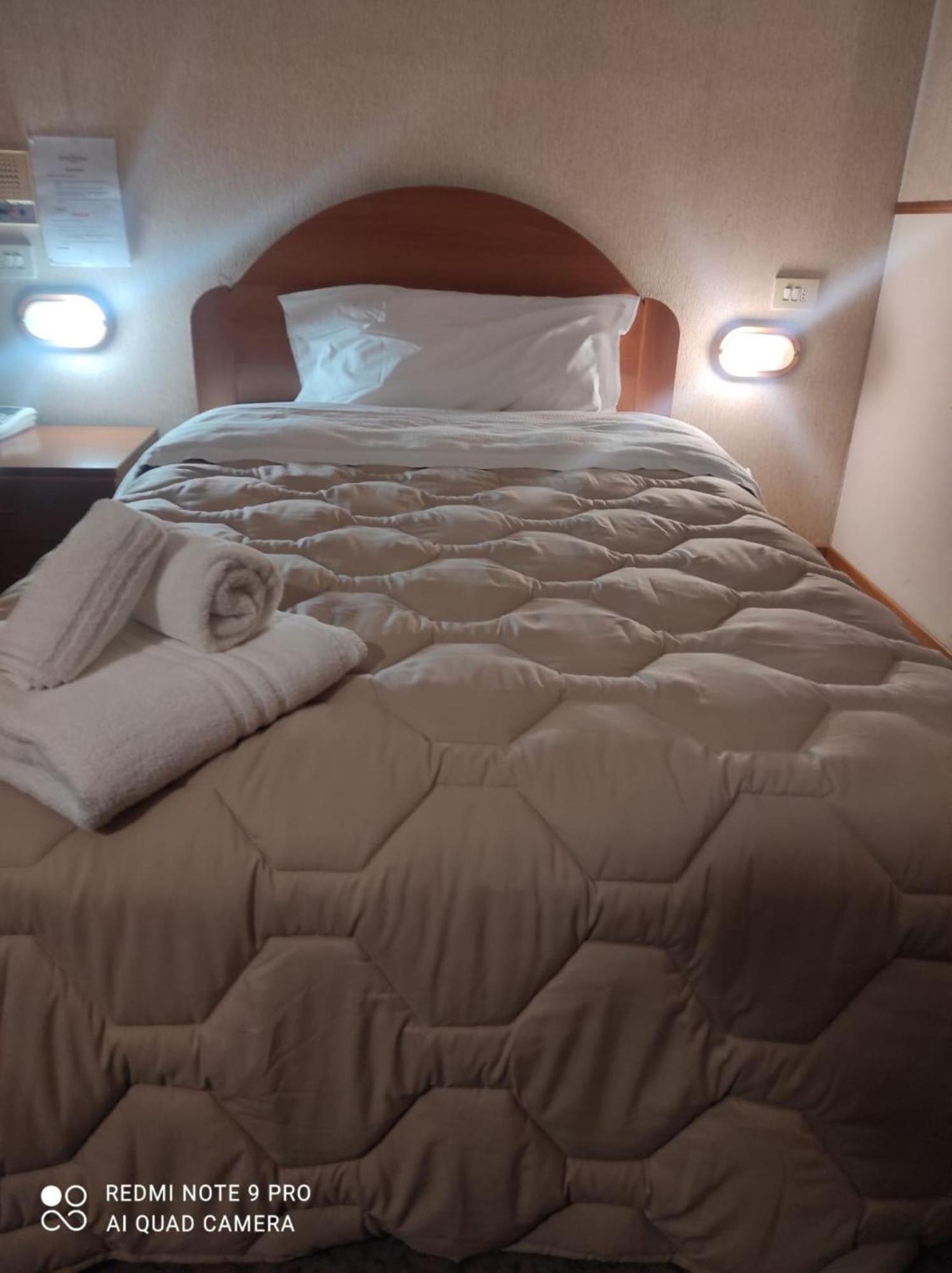 Hotel Centrale Κιούζι Δωμάτιο φωτογραφία