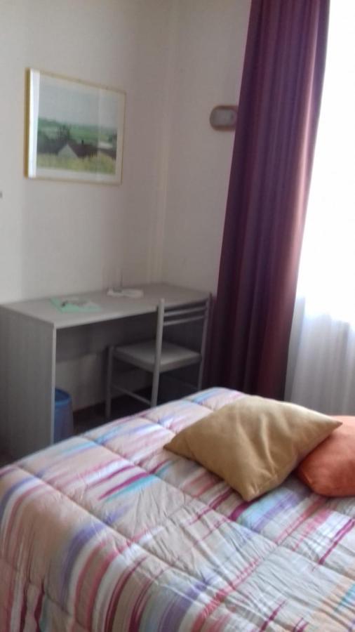Hotel Centrale Κιούζι Εξωτερικό φωτογραφία